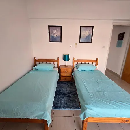 Beautiful Townhouse In Paradise بيت للعطل