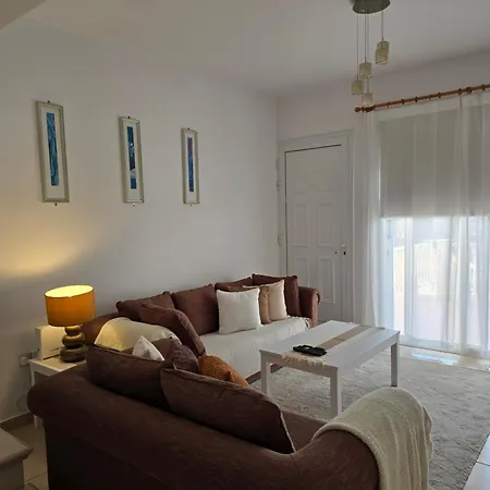 Beautiful Townhouse In Paradise Nyaraló *