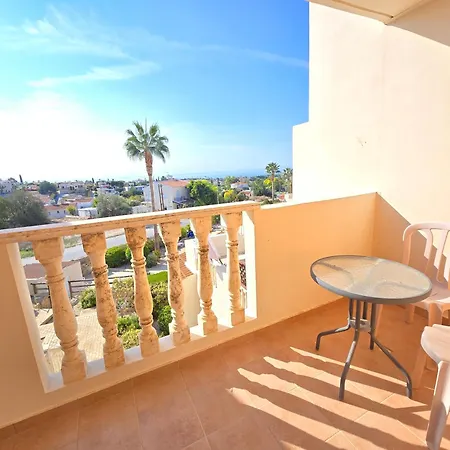 Beautiful Townhouse In Paradise بيت للعطل