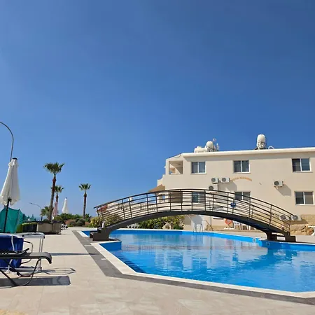 Beautiful Townhouse In Paradise * Peyia